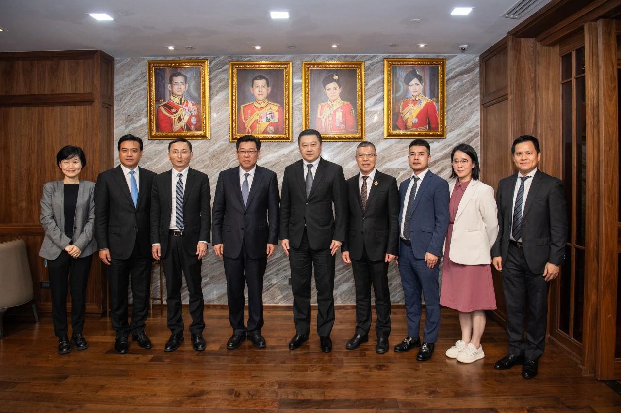 1716880933482890.jpg 7ba3ea064c2be86234acf673ac2c21fa.jpg